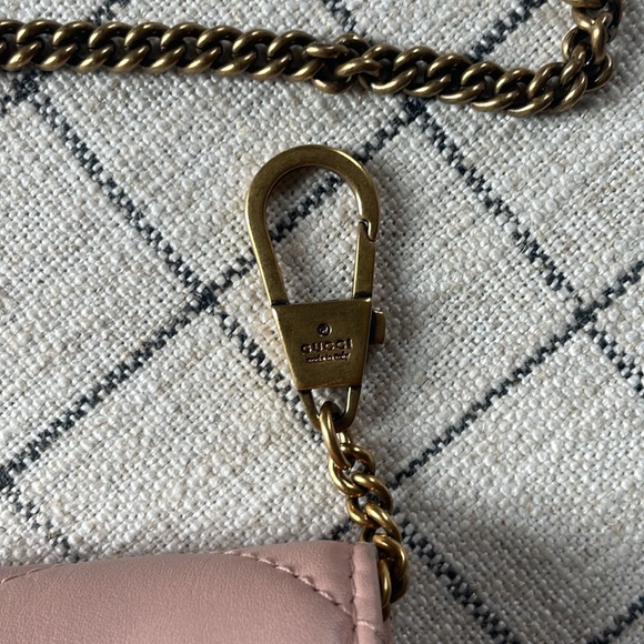 Gucci Matelasse GG Marmont Mini - Picture 4 of 7
